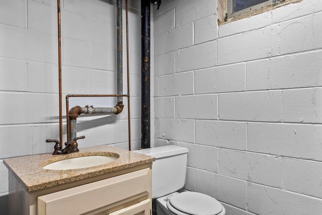 220 Windsor Lane, New Brighton, MN 55112