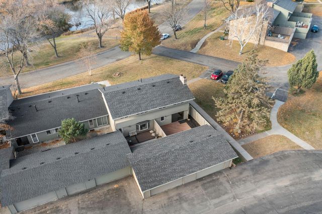 220 Windsor Lane, New Brighton, MN 55112