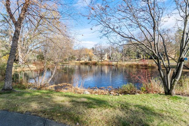 220 Windsor Lane, New Brighton, MN 55112