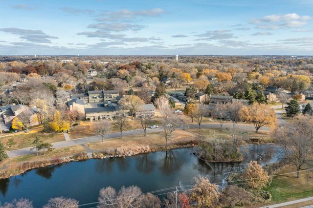 220 Windsor Lane, New Brighton, MN 55112