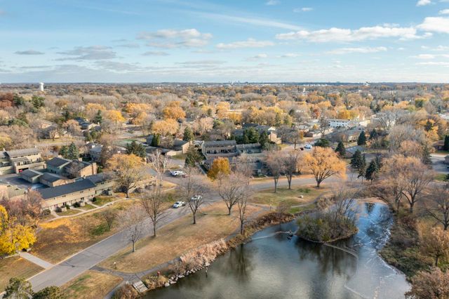 220 Windsor Lane, New Brighton, MN 55112