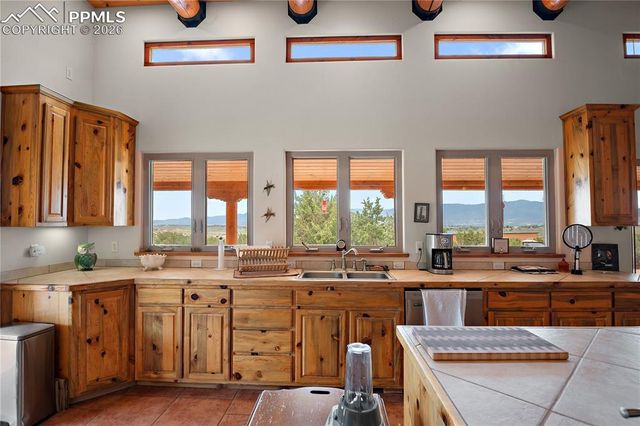 1008 Canon Ridge Trail A, Canon City, CO 81212