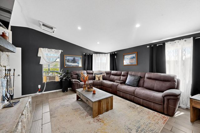 99 NORTHVIEW Trail, Edgewood, NM 87015