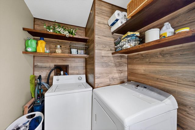 99 NORTHVIEW Trail, Edgewood, NM 87015