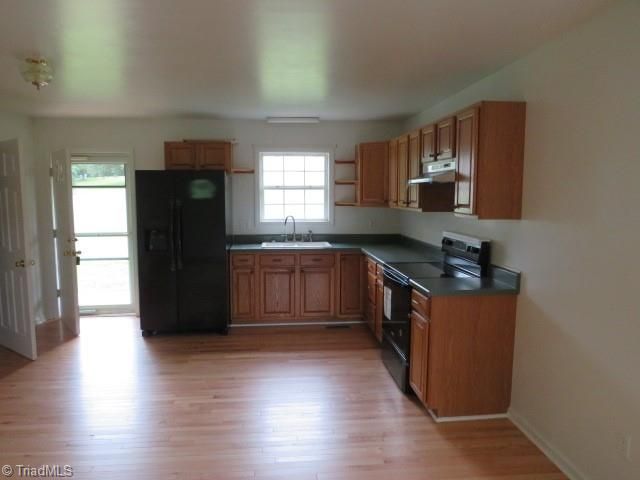 103 Shaw Street, Jonesville, NC 28642