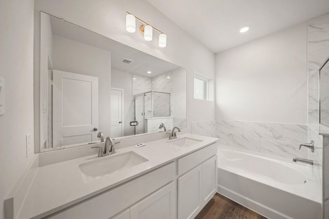 1052 Sunlit Circle, Brookshire, TX 77423