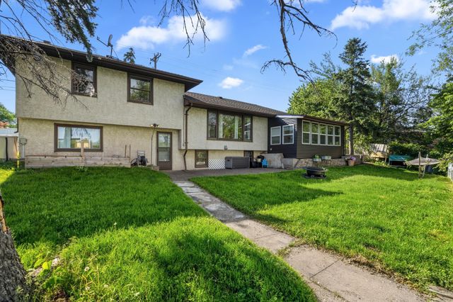 6785 E River Road, Fridley, MN 55432