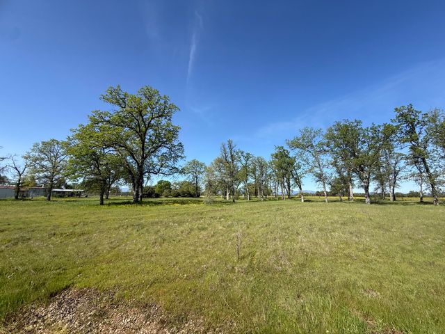 21752 Hidden Acres Road, Bella Vista, CA 96008