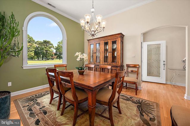 11530 COUNTRY CLUB DR, Berlin, MD 21811