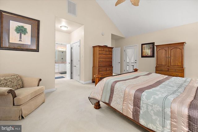 11530 COUNTRY CLUB DR, Berlin, MD 21811