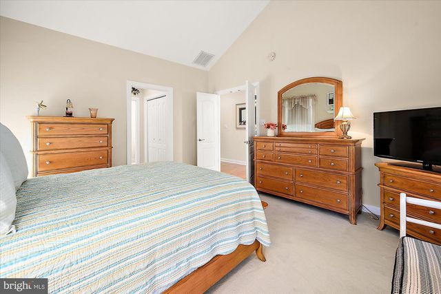 11530 COUNTRY CLUB DR, Berlin, MD 21811