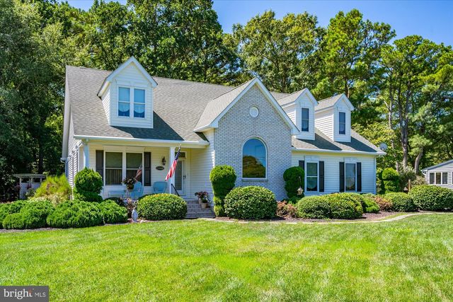 11530 COUNTRY CLUB DR, Berlin, MD 21811