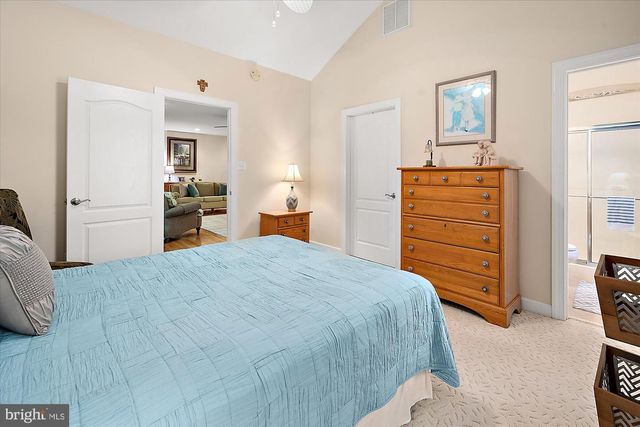 11530 COUNTRY CLUB DR, Berlin, MD 21811