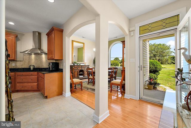 11530 COUNTRY CLUB DR, Berlin, MD 21811
