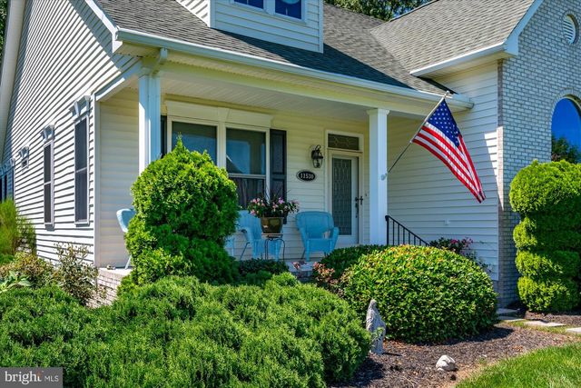 11530 COUNTRY CLUB DR, Berlin, MD 21811