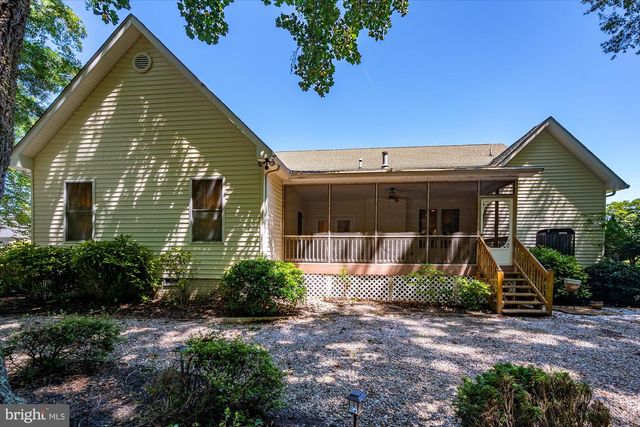 11530 COUNTRY CLUB DR, Berlin, MD 21811