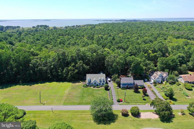 11530 COUNTRY CLUB DR, Berlin, MD 21811