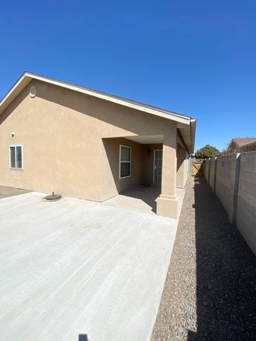 9016 Anacapa Avenue NW, Albuquerque, NM 87121