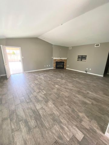 9016 Anacapa Avenue NW, Albuquerque, NM 87121