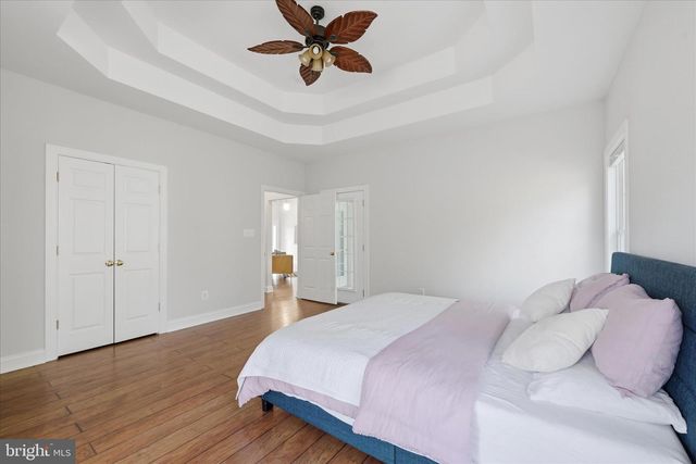 634 LAKEVIEW DR, Cross Junction, VA 22625