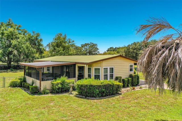 8233 COUNTY ROAD 109B, Lady Lake, FL 32159