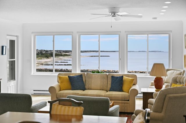1 Belmont Road APT 132, West Harwich, MA 02671