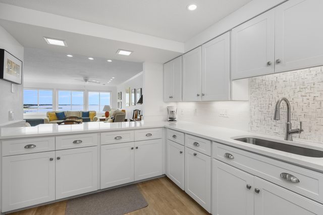 1 Belmont Road APT 132, West Harwich, MA 02671