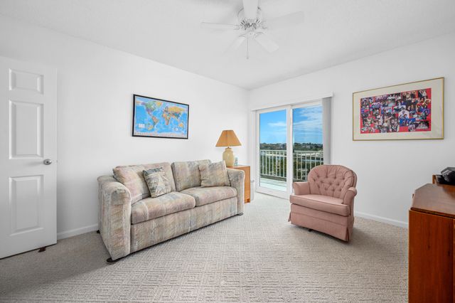 1 Belmont Road APT 132, West Harwich, MA 02671