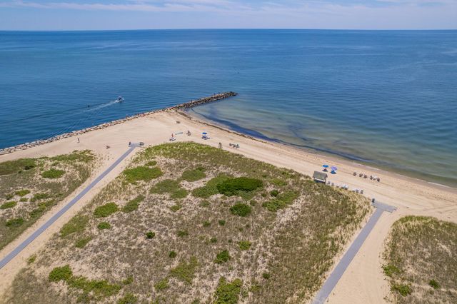 1 Belmont Road APT 132, West Harwich, MA 02671