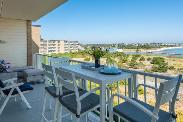 1 Belmont Road APT 132, West Harwich, MA 02671