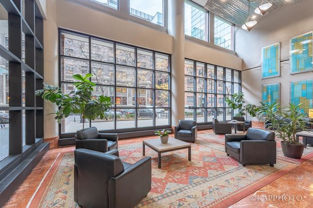 211 E Ohio Street 724, Chicago, IL 60611