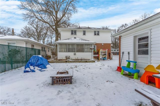 1785 Dodge Drive NW, Warren, OH 44485