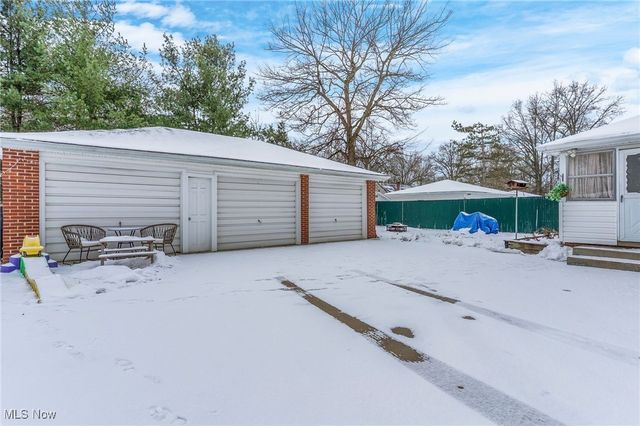 1785 Dodge Drive NW, Warren, OH 44485