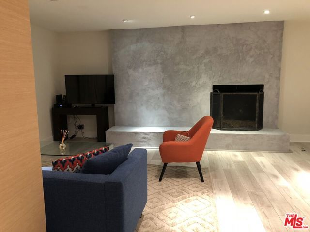 1114 23rd Street 3, Santa Monica, CA 90403