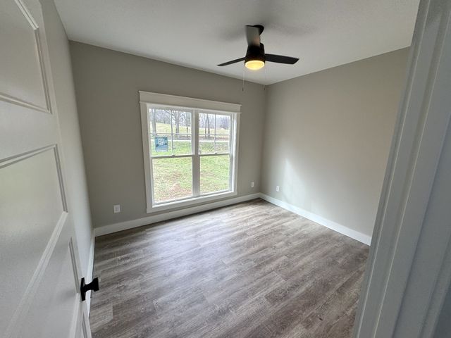 1203 Liberty Rd, Winchester, TN 37398