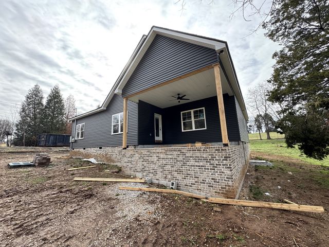 1203 Liberty Rd, Winchester, TN 37398