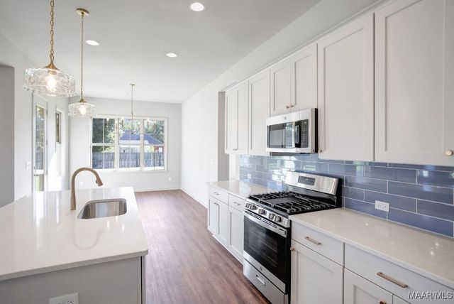 646 Cotton Terrace Loop, Deatsville, AL 36022