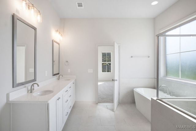 646 Cotton Terrace Loop, Deatsville, AL 36022