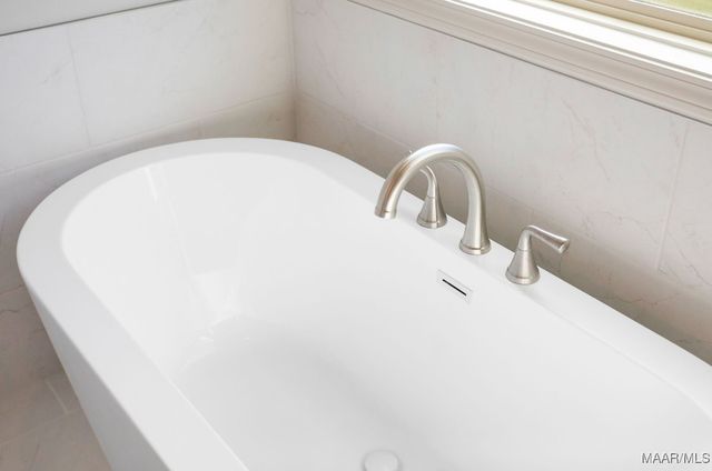 646 Cotton Terrace Loop, Deatsville, AL 36022