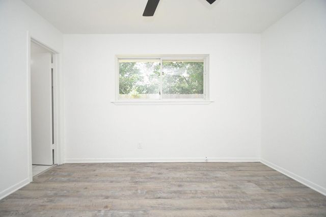 4711 Illinois Street, Dickinson, TX 77539