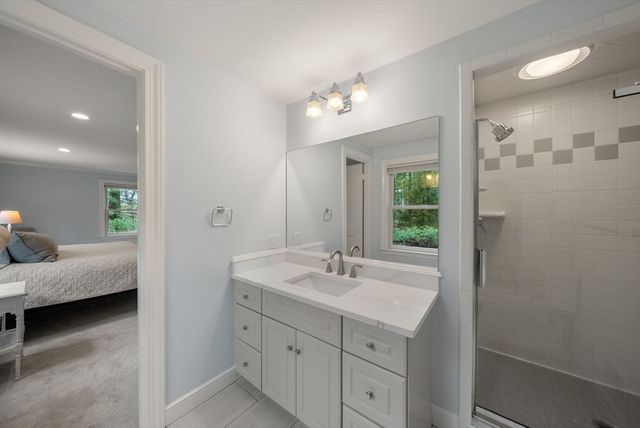 11 Sterling Rd, Wellesley, MA 02482