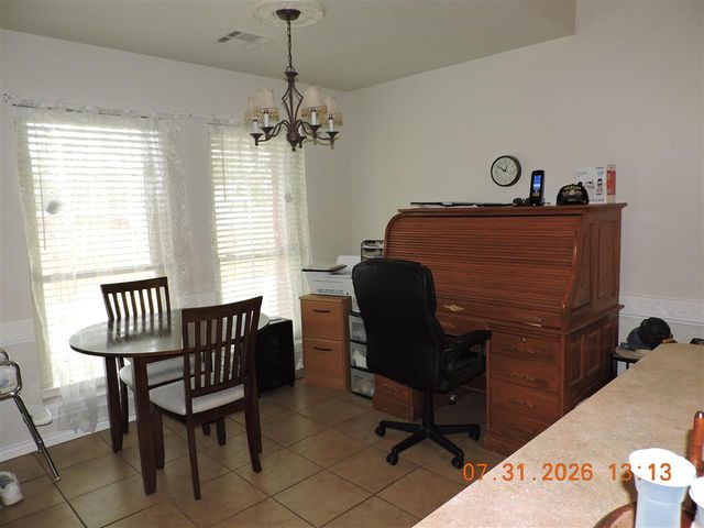 2204 SW 54th St, Lawton, OK 73505