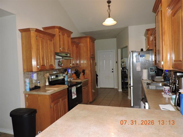 2204 SW 54th St, Lawton, OK 73505