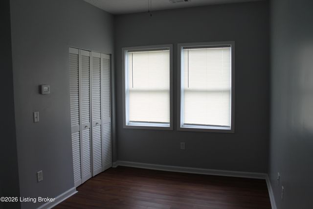 950 S Floyd St 202, Louisville, KY 40203