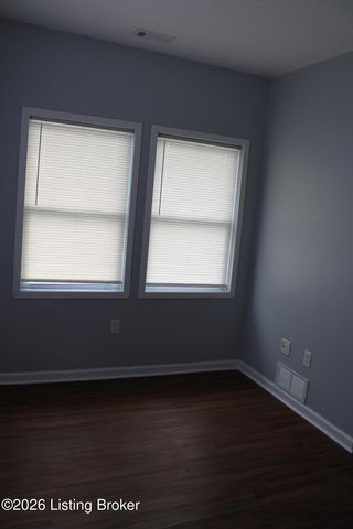 950 S Floyd St 202, Louisville, KY 40203