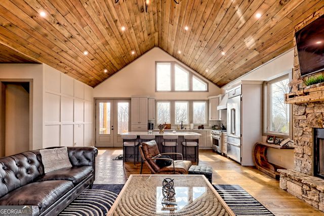 804 Settlers Ridge Road, Ellijay, GA 30540