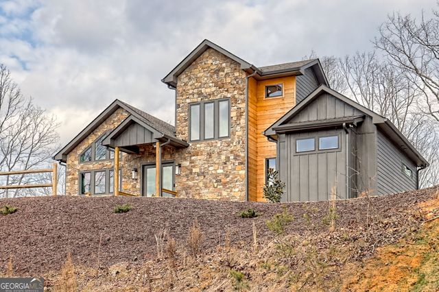 804 Settlers Ridge Road, Ellijay, GA 30540