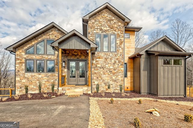 804 Settlers Ridge Road, Ellijay, GA 30540