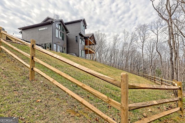 804 Settlers Ridge Road, Ellijay, GA 30540