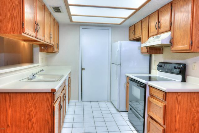 2146 W Isabella Avenue 223, Mesa, AZ 85202